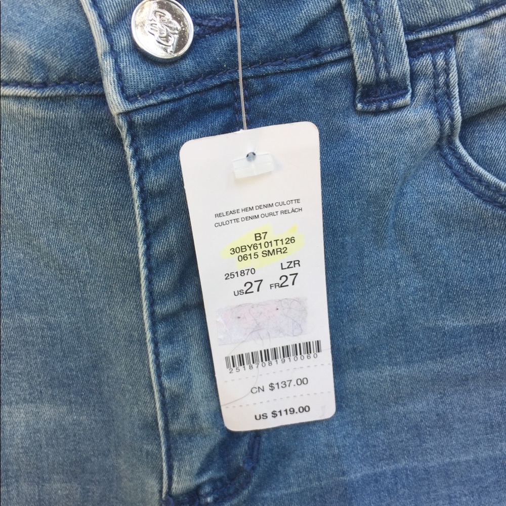 Bebe stone washed boaters high waisted distressed  barrel jeans - Picture 4 of 7